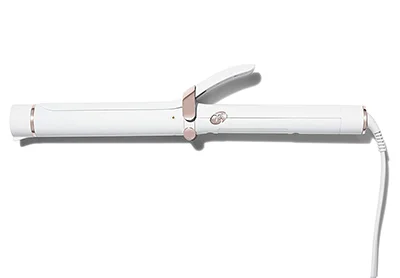Image: T3 SinglePass Curl 1.25 Inches Professional Curling Iron (by T3 Micro)